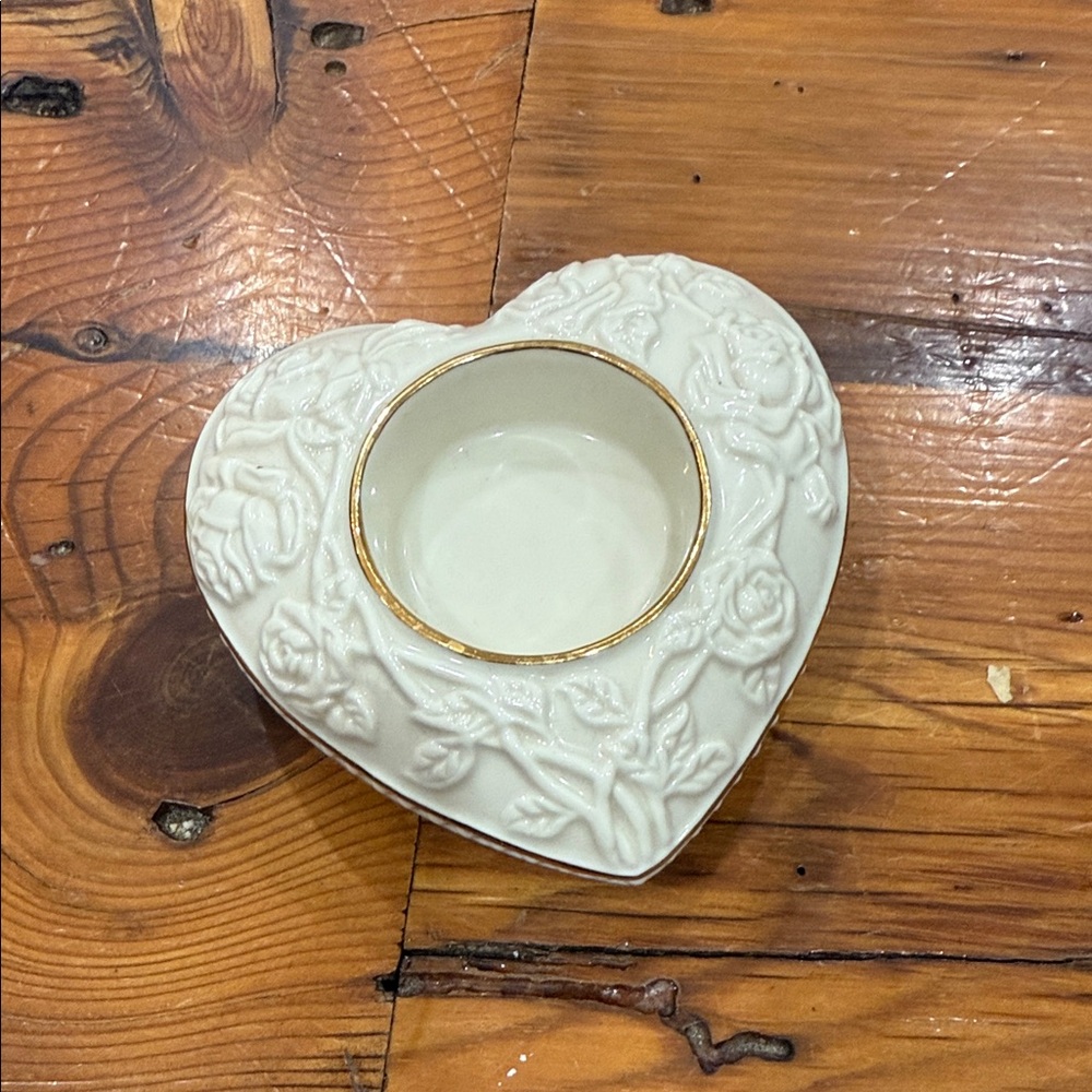 Lenox Ivory Heart-Shaped Florals Ceramic Tea Light Candle Holder
